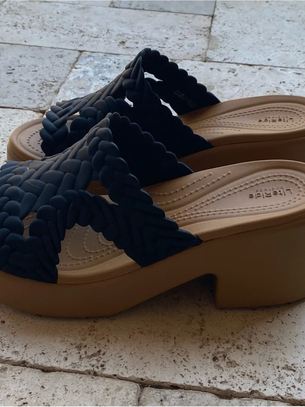 CROCS braided upper